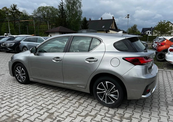 Lexus CT cena 63000 przebieg: 78360, rok produkcji 2019 z Tyszowce małe 277
